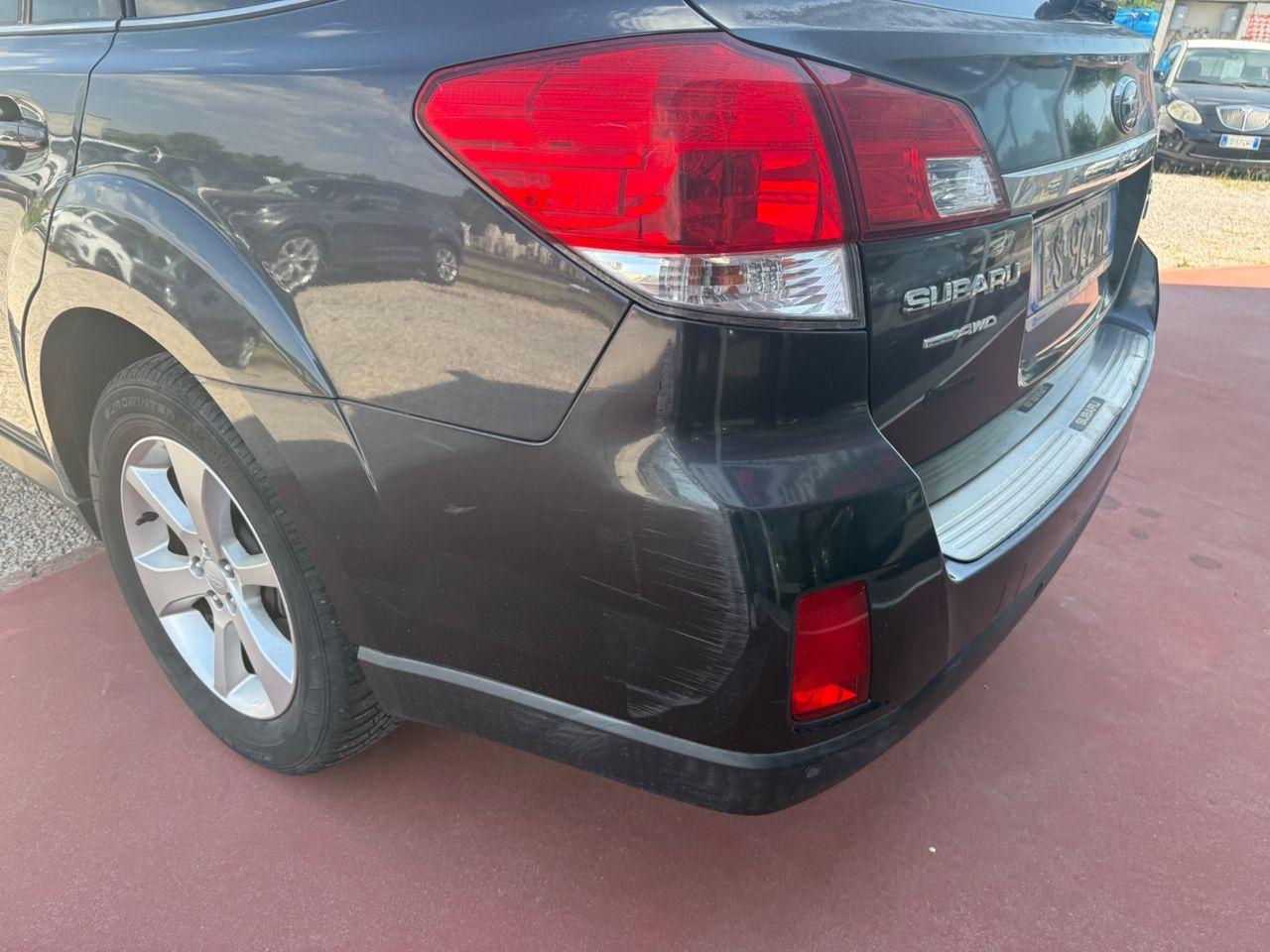 Subaru Outback 2014 — photo 10