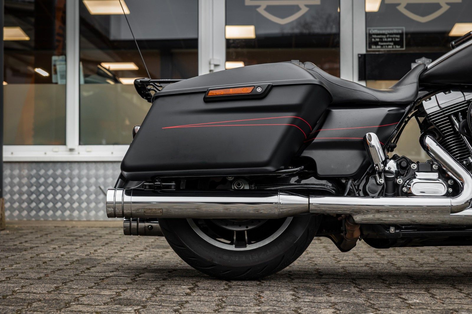 Fahrzeugabbildung Harley-Davidson FLHX Street Glide 103 cui - Jekill & Hyde -