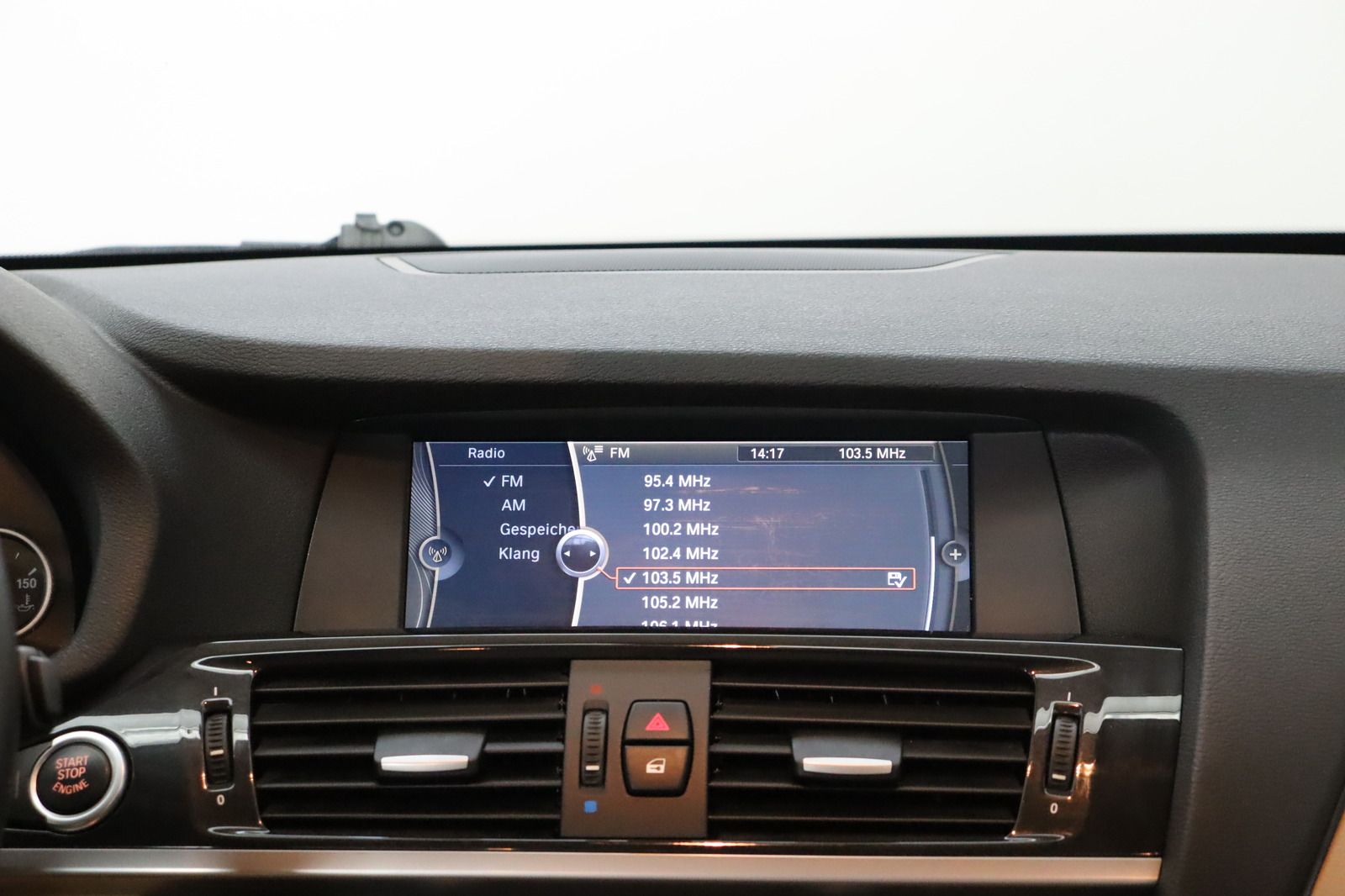 Fahrzeugabbildung BMW X3 xDrive20d * Leder * Navi * Tempo