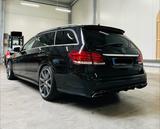 Mercedes-Benz E 63 AMG E 63 T AMG S 4MATIC AMG S - Mercedes-Benz E 63 AMG: Kombi