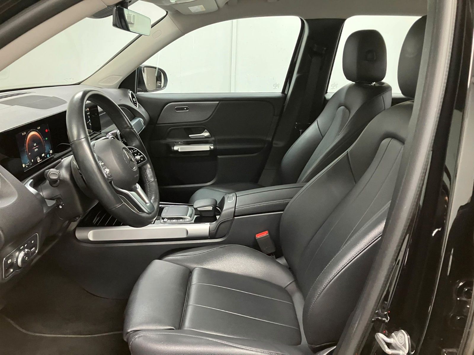 Fahrzeugabbildung Mercedes-Benz GLB 220 d DCT *PROGRESSIVE*SDH*MULTIKON*