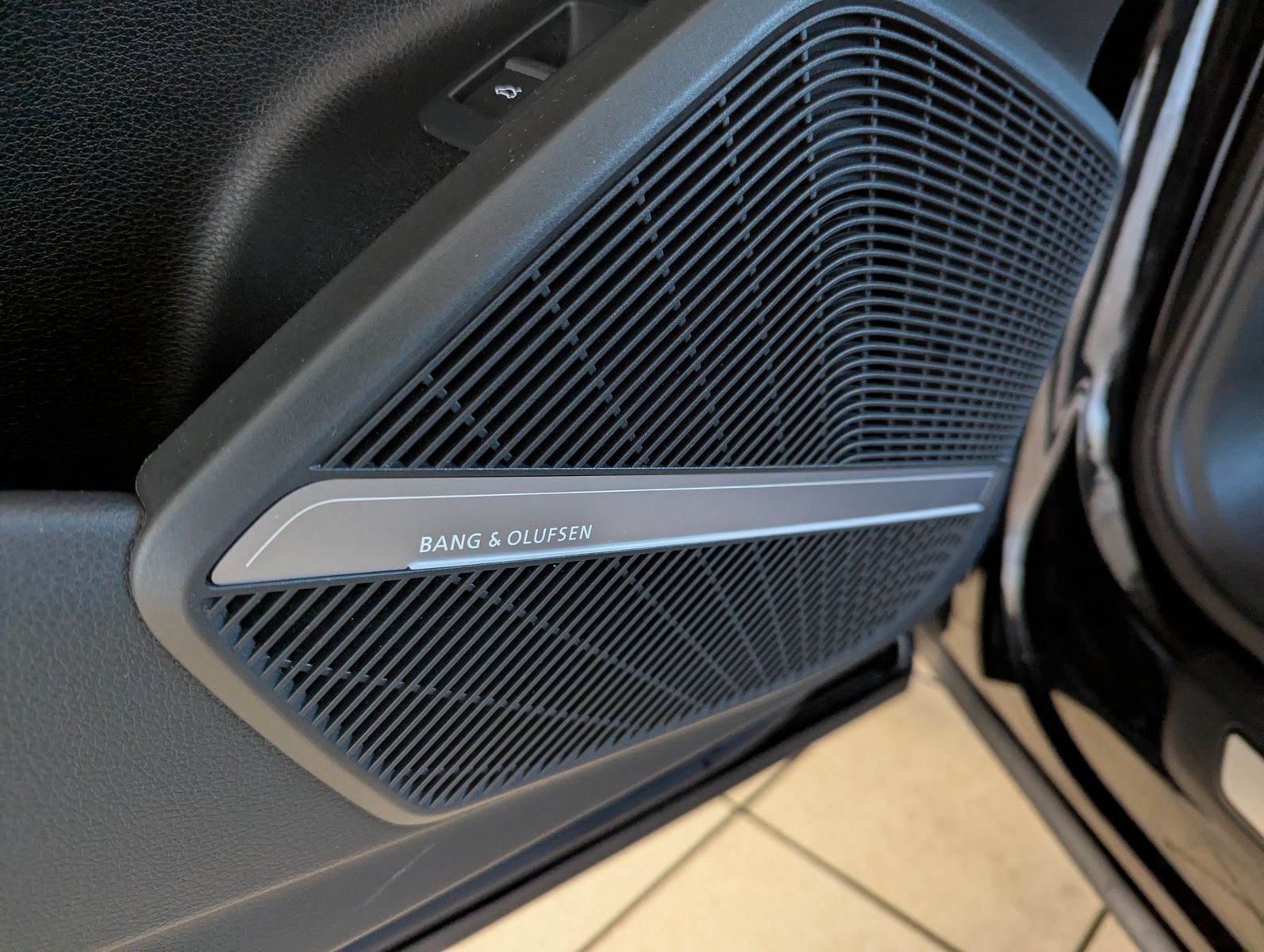 AUDI SQ5 3.0 TDI qu. Matrix Optik+ HUD B&O Memory AHK - Image 22