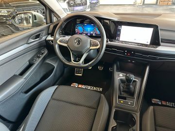 MYAUTOCENTER – Gebraucht- und Jahreswagen mit Werkstattservice in Pfaffenhofen Volkswagen Golf VIII Variant *Parkass.*LED*Virtuel*AHK*