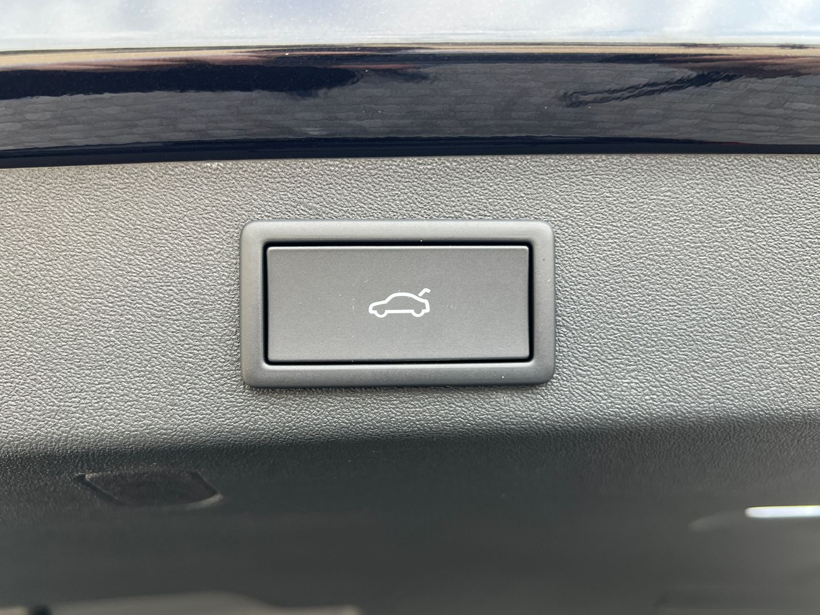 Fahrzeugabbildung SKODA Kodiaq Selection 2.0 TDI DSG *7-Sitzer, AHK, Nav