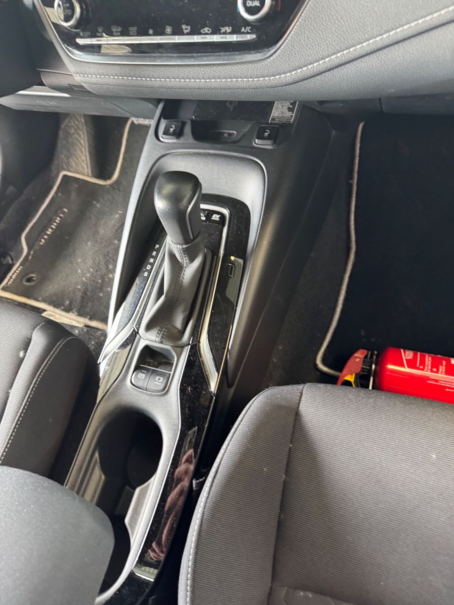 Fahrzeugabbildung Toyota Corolla Touring Sports Hybrid Basis