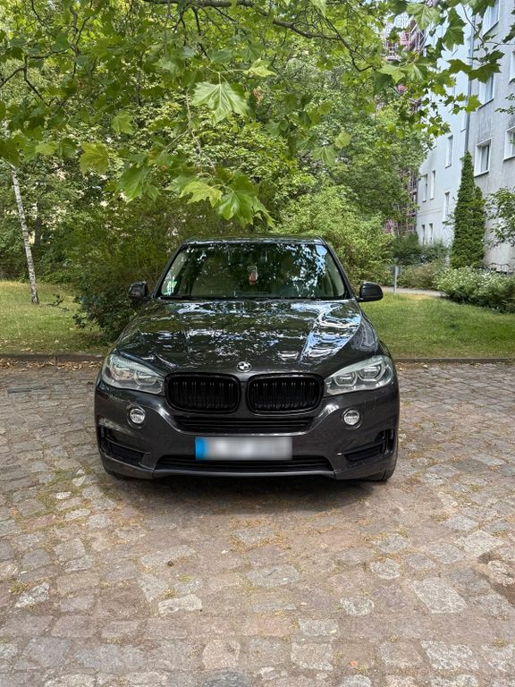 Image of BMW X5