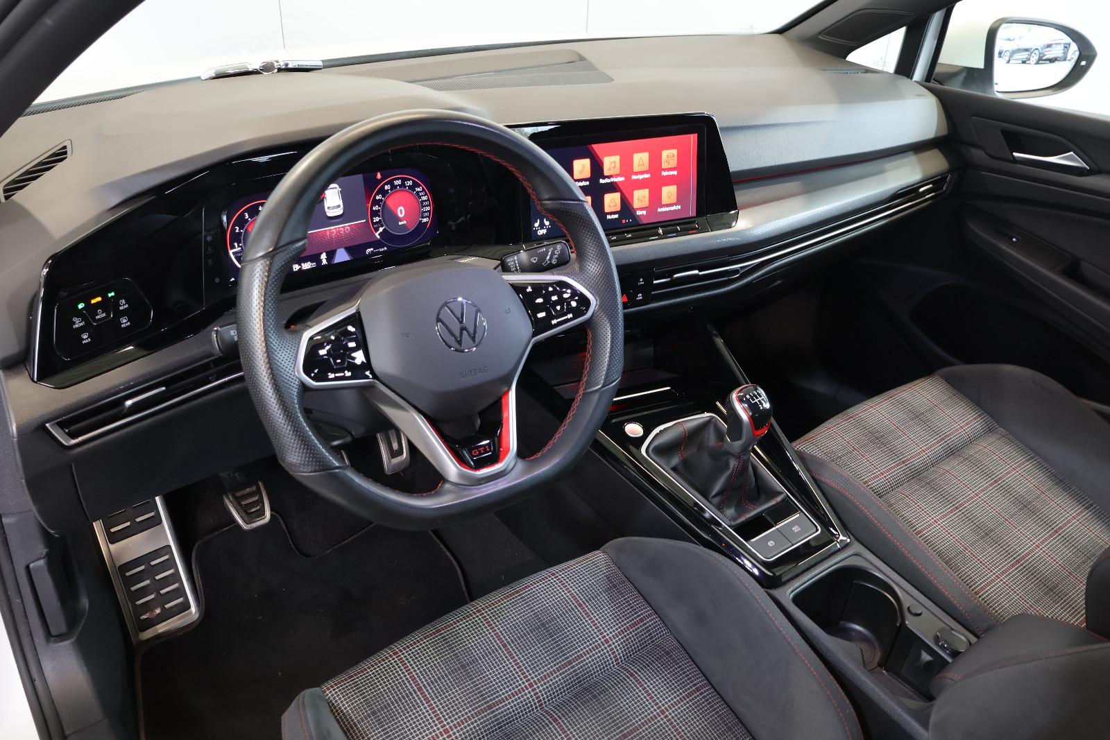 Volkswagen Golf VIII GTI 2.0 TSI AID+LANE+LED+AMBIENT+17", миниатюра 11