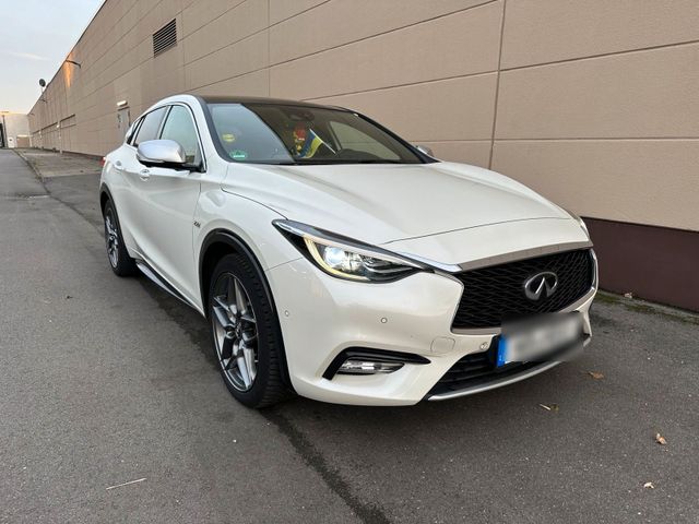 Otros Infiniti Q30