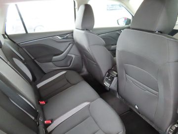 Fotografie 8 des Skoda Kamiq Selection 1.0 85kw DSG AHK Klima 5J. Garan