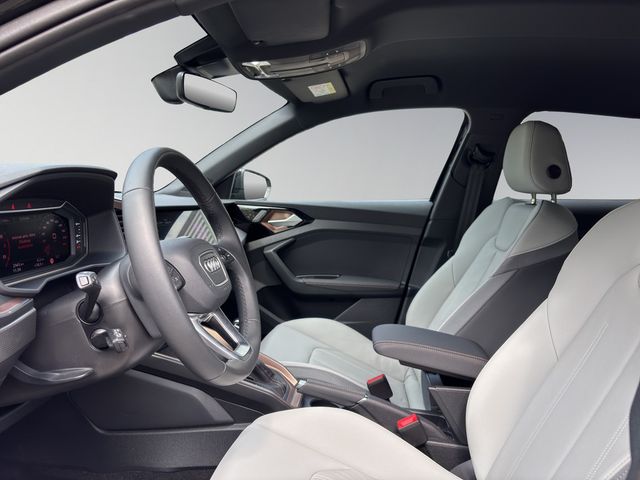 A1 Sportback 35 1.5 TFSI S line S tronic SHZ LED