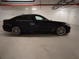 BMW M550i xDrive - TOP Ausstattung! Carbonschwarz - BMW 550: 550i Xdrive