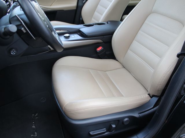 IS 300h Luxury El.Schiebedach*alle Extras
