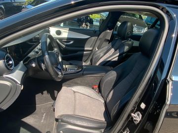 Mercedes E 220 - 11