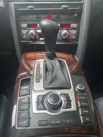 Fahrzeugabbildung Audi A6 Lim. 3.0 TDI quattro 1.Hd SHG