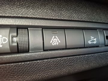 Peugeot 5008 Allure Pack 1.2 PureTech 130 Kam.+KeyLess