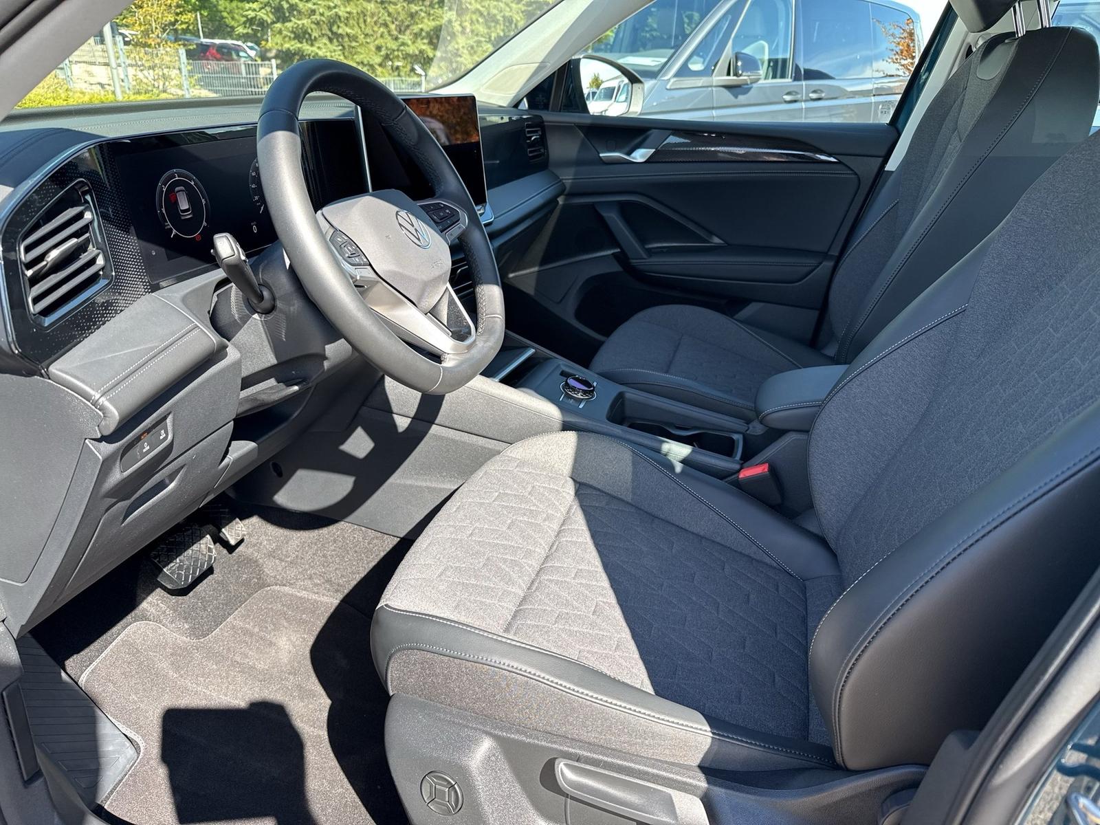 Volkswagen Tiguan Life 4M TDI CarPlay Kamera StHz ACC AHK