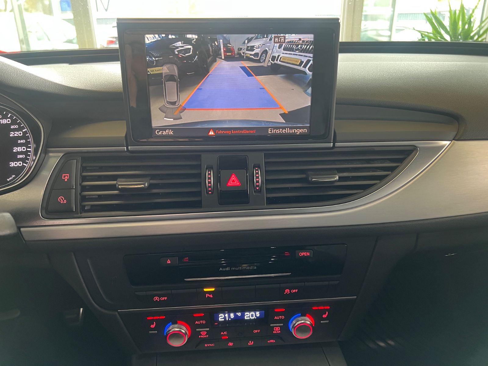 Fahrzeugabbildung Audi A6 Avant 2.0 TDI ultra S Line Plus *MATRIX-LED*