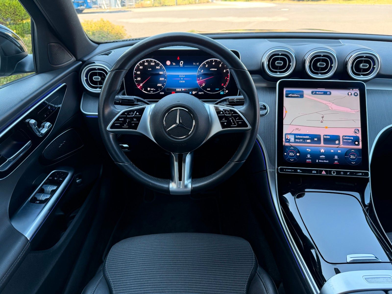 Fahrzeugabbildung Mercedes-Benz C 200 Avantgarde+Ambiente+RKamera+Memory+Night