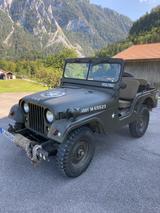 Jeep Willys mit Anhänger