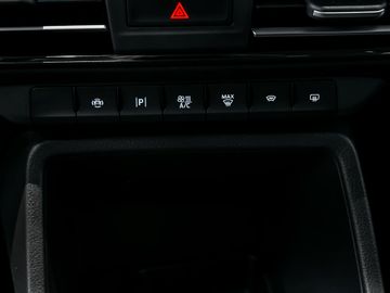 Ford Tourneo Connect 1.5 Titanium Autobahnassistent