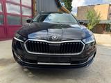 Skoda Octavia Combi Selection Plus - Skoda Octavia: Selection Plus