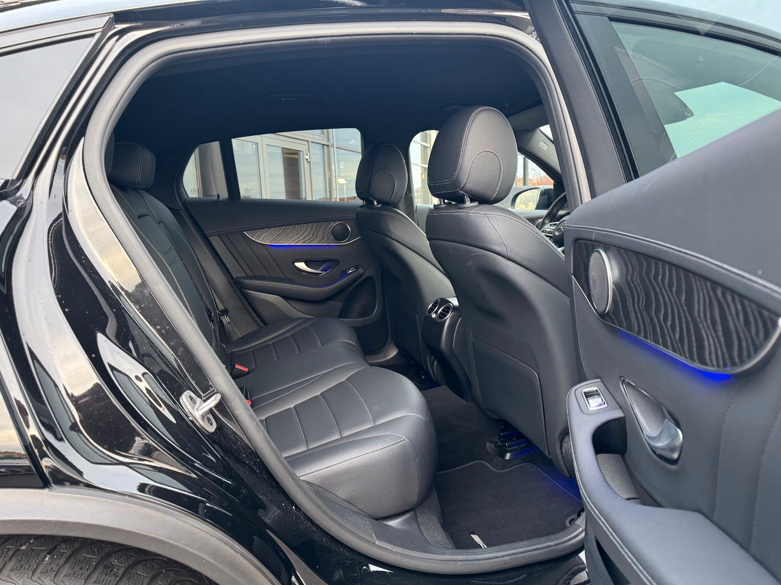 Fahrzeugabbildung Mercedes-Benz GLC 400d 4M Coupe+AMG+Massage+AHK+Memory