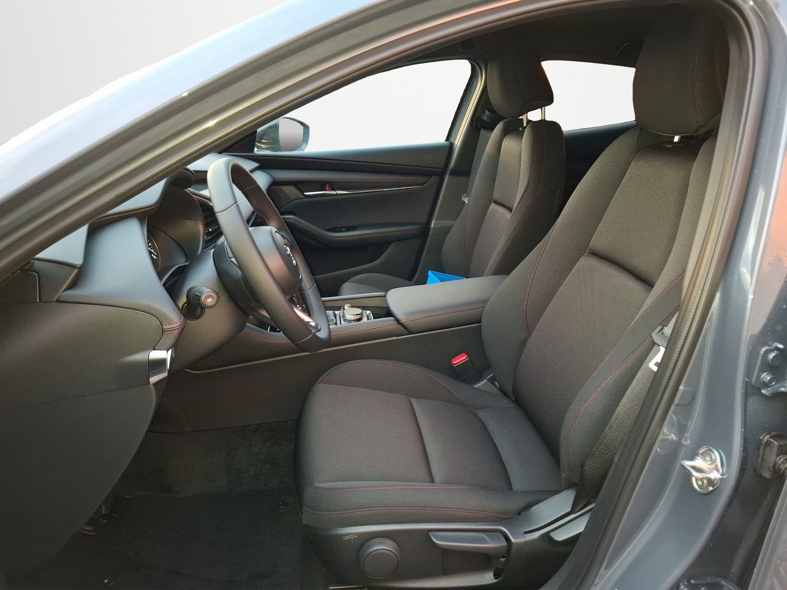 MAZDA 3 2.5 e-SKYACTIV G 140PS 6AT Homura - Image 9