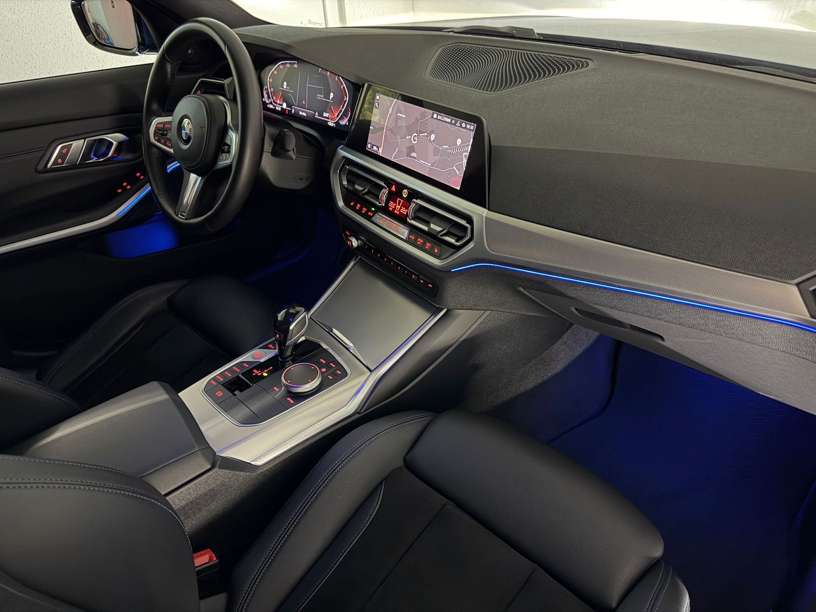 Fahrzeugabbildung BMW 330 i M SPORT/LED/DAB/VRTL COCKPIT/H&K/DE FZG