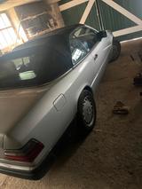 Mercedes-Benz Mercedes Benz w124 Caprio v24 E 300 - gebrauchte Mercedes-Benz E 300 aus dem Jahr 1993