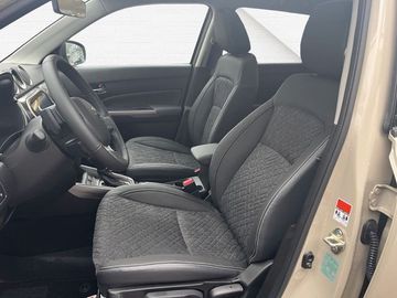 Fotografie des Suzuki Vitara 1.4 Hybrid Comfort+ Kamera*Schiebedach