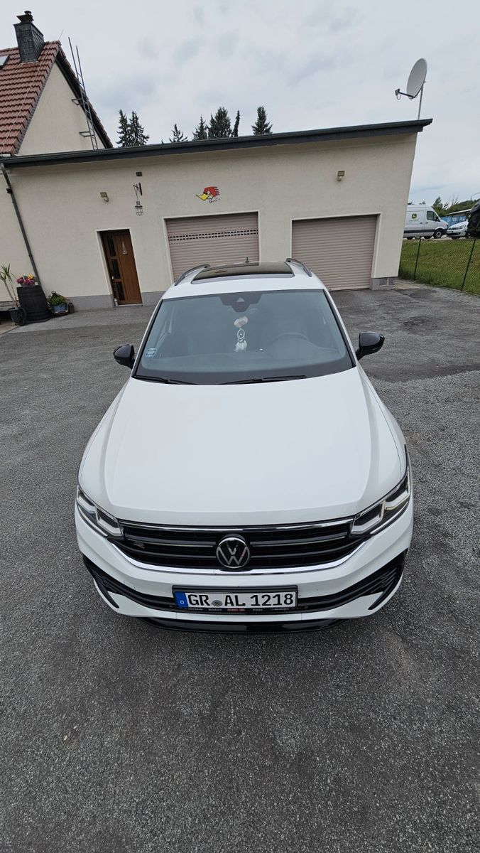 Volkswagen Tiguan Allspace R-Line 4Motion foto 4