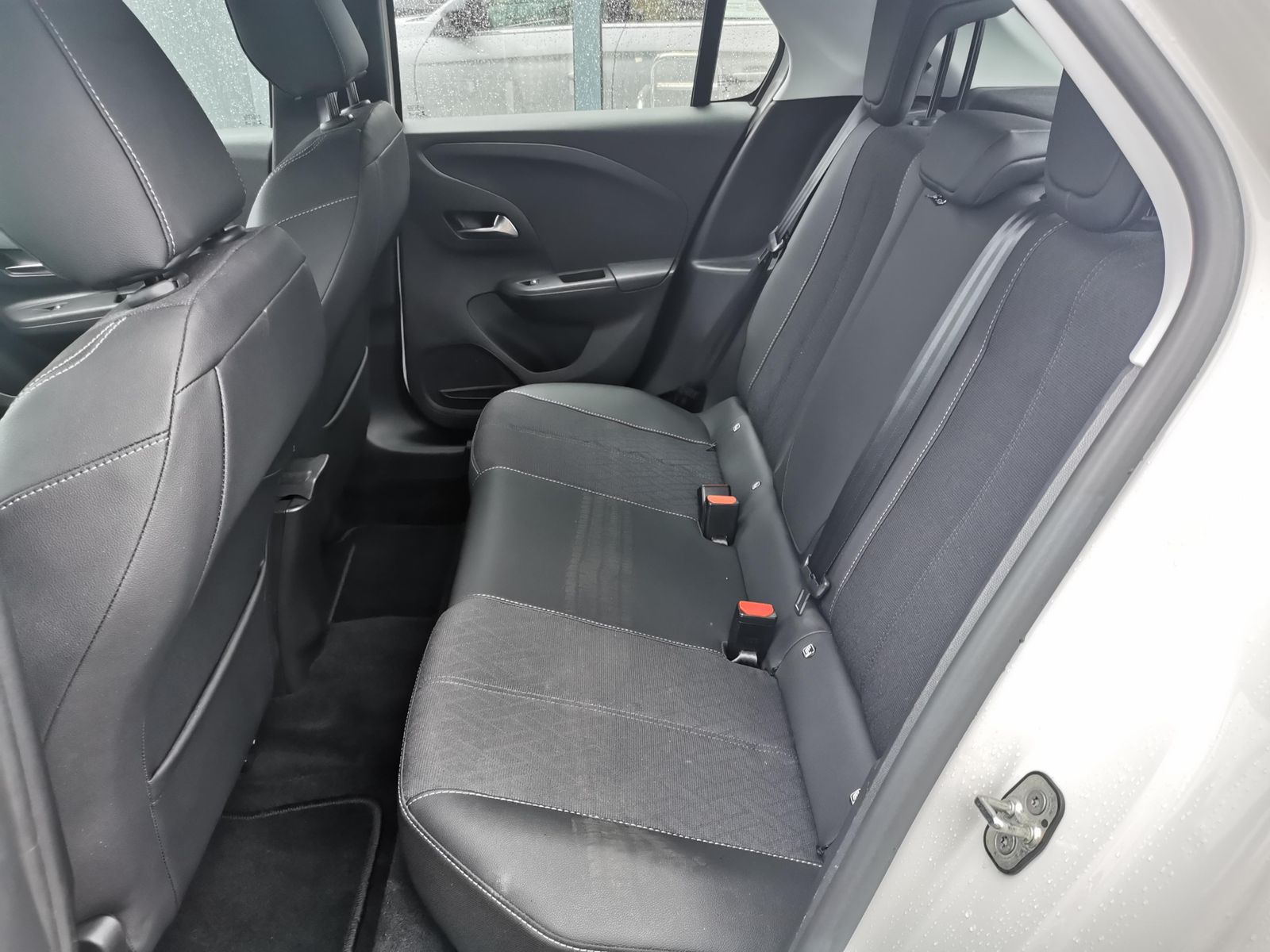 Fahrzeugabbildung Opel Corsa F elektro, Elegance