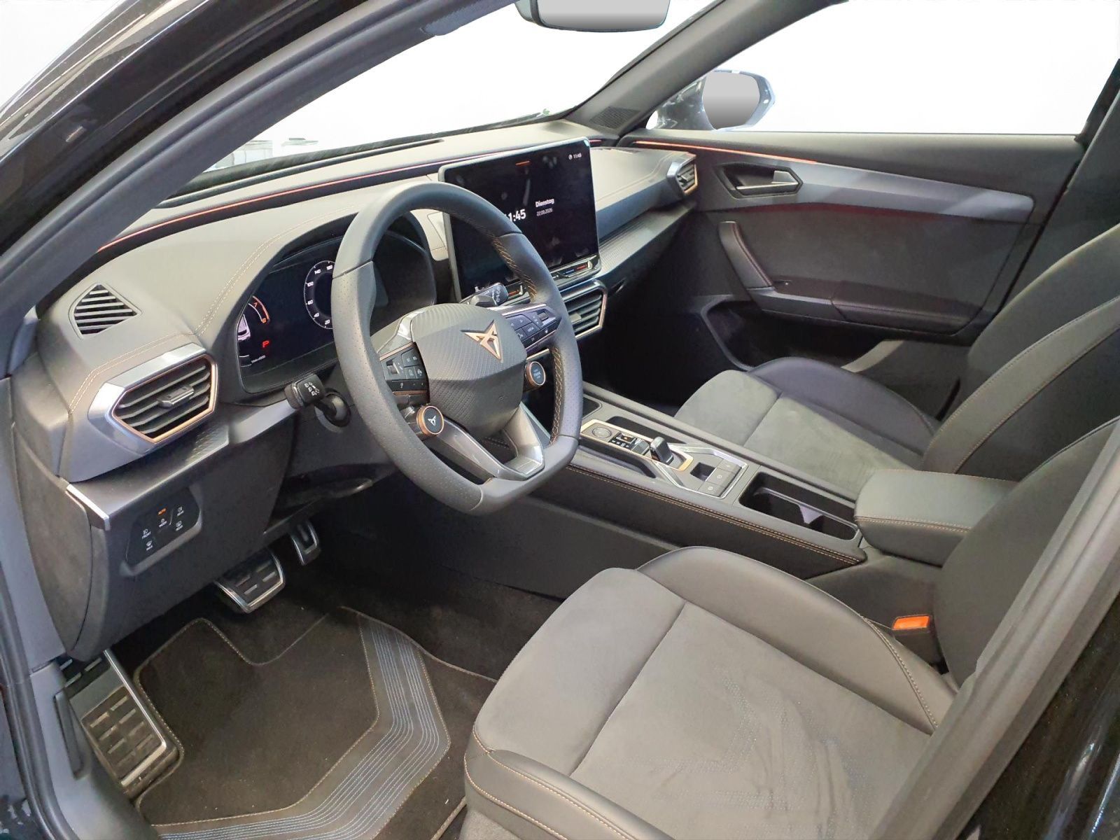 Cupra Formentor VZ 1.5 eHybrid AHK Matrix LM 19" Navi imagem 3