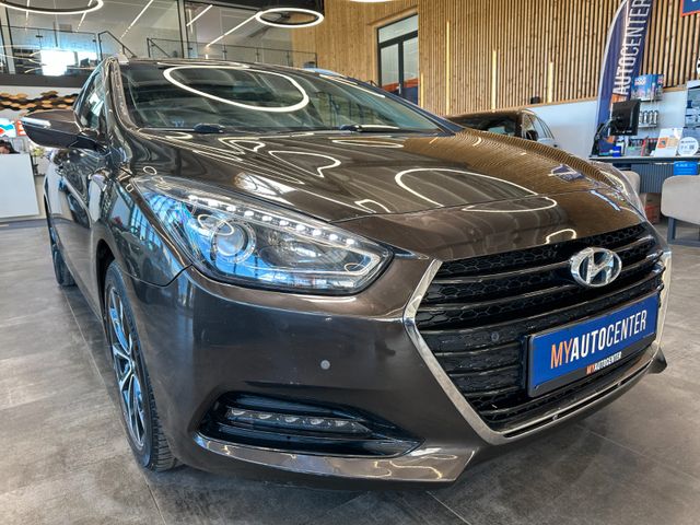 Hyundai i40 cw blue Premium *Navi*TOP*AHK*