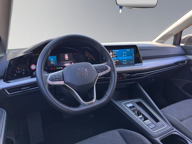 Golf VIII Variant 1.0 eTSI Life DSG