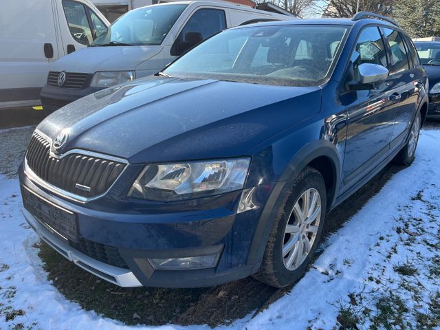 Skoda Octavia Combi Scout 4x4 DSG PANO/GETRIEBE DEFEKT