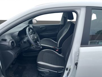 Hyundai i10 Select 1,0 Navi+PDC+SpurH+Klima+Allwetter