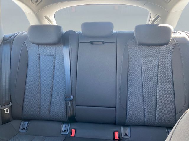 A4 Avant 35 TDI KLIMA PDC SHZ NAVI ACC LED