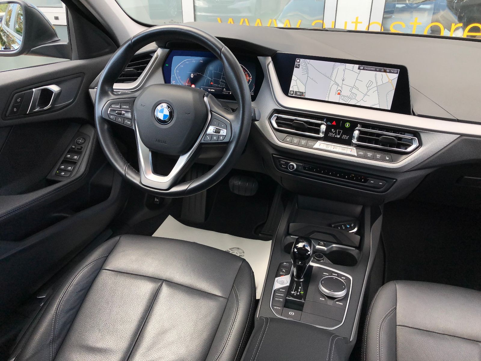 BMW 120i Steptronic Advantage *LED*PANO*CAM*AHK* foto 12