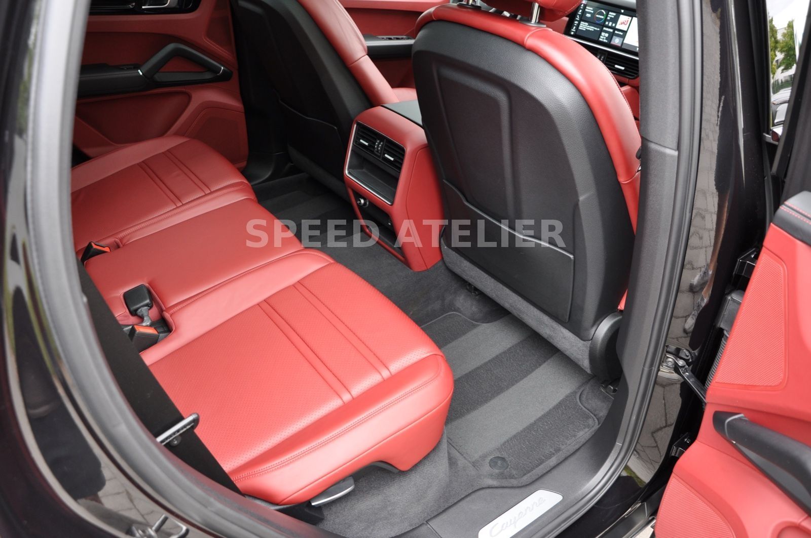 Porsche Cayenne S APPROVED 21 PANO PASM AGA LED 1.HAND foto 15