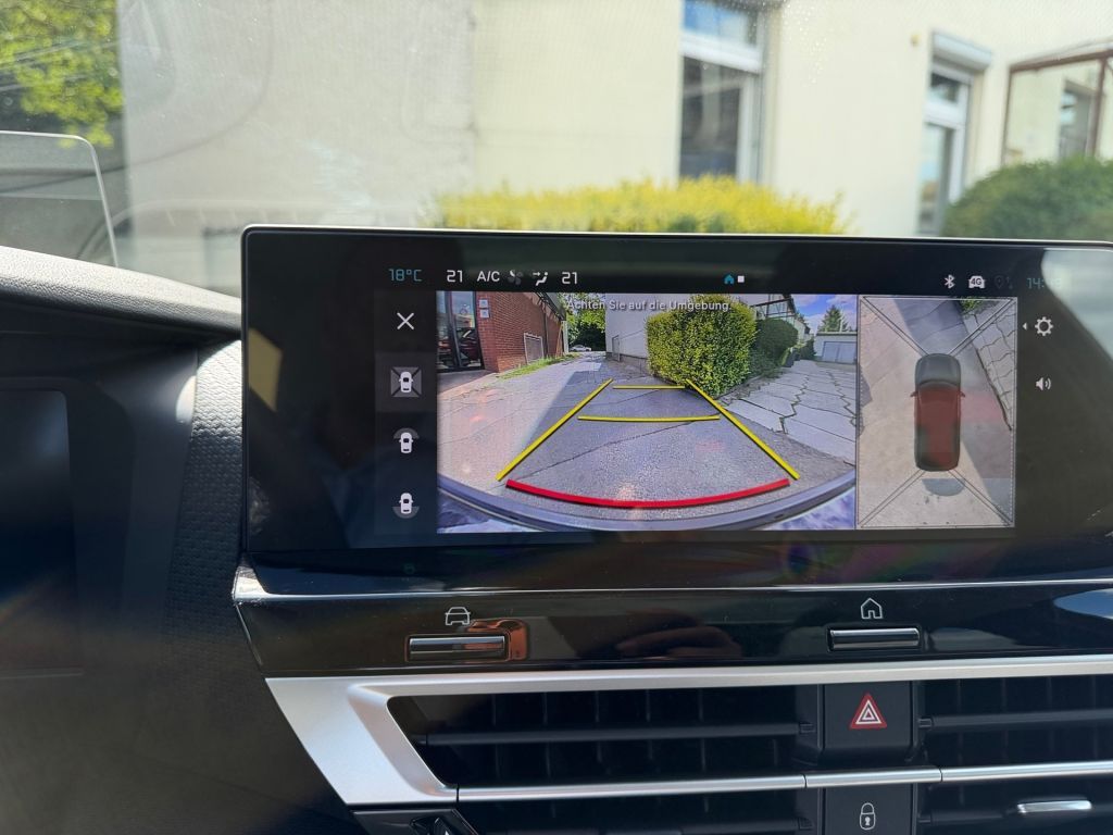 Fahrzeugabbildung Citroën C4 Hybrid 145 MAX