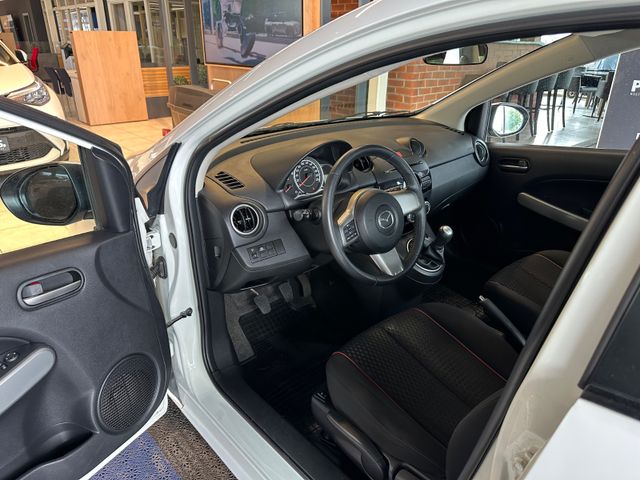 Mazda 2 Lim. 1.3 Active