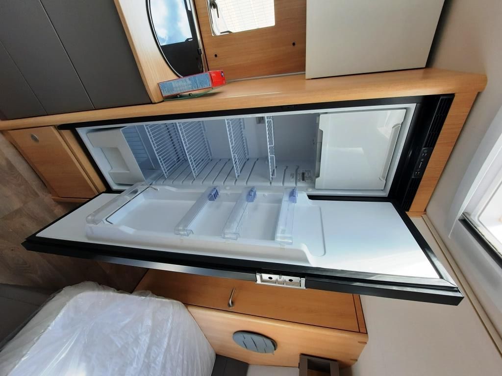 Fahrzeugabbildung LMC Tandero 480 D Verfüg./UltraHeat/Dusche