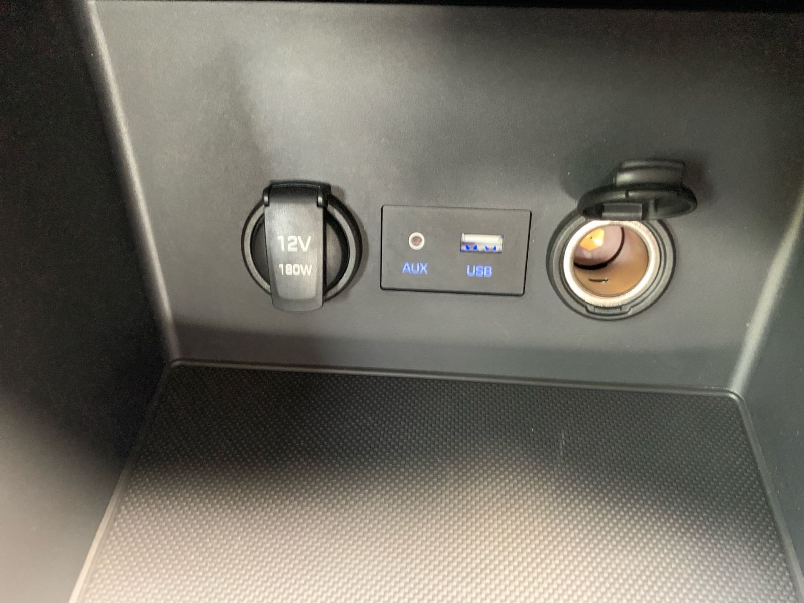 Fahrzeugabbildung Hyundai i30 1.4 Select 1 Hd 8xbereift