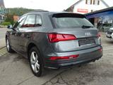 Audi Q5 50 TFSI e S tronic quattro sport - Audi Q5: Automatik