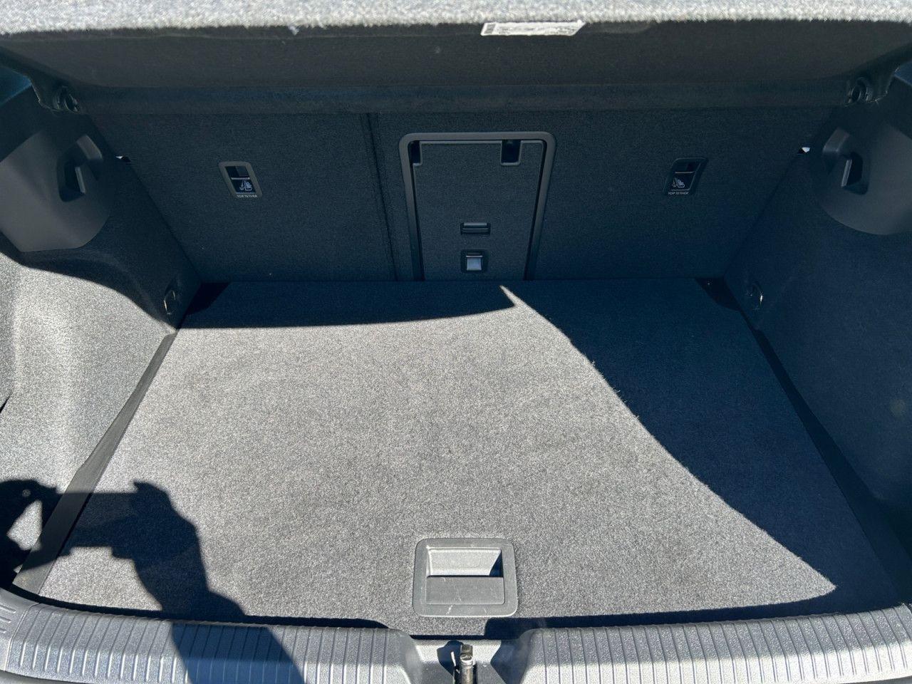Volkswagen Golf VIII 2.0 TSI GTI,SHZ,LED+,NWS,APP,19483KM!, миниатюра 19