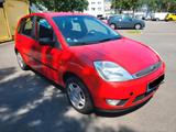 Ford Fiesta 1.3, 69ps,  4 Türer mit AHK - Ford Fiesta aus 2004: 1.4