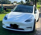 Tesla Model Y Performance AWD mit 534 PS, EAP und AHK  - Tesla Model Y in Hannover
