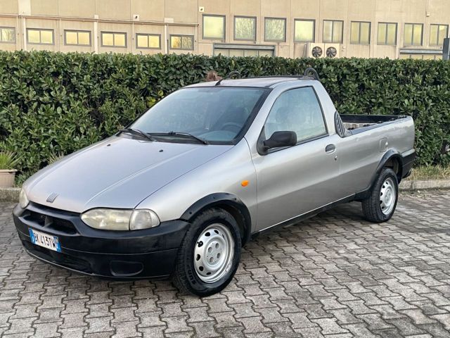 Fiat Strada 1.7 Pick-up Perfetta