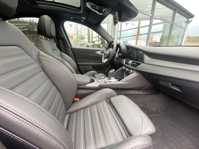 ALFA ROMEO Giulia Veloce Q4 2.2 Multijet AT8